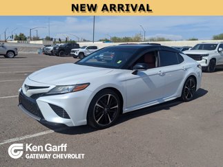 Used 2018 Toyota Camry XSE image 1
