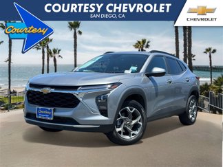 Used 2025 Chevrolet Trax LT w/ Driver Confidence Package image 1