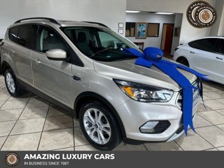 Used 2018 Ford Escape SE image 1