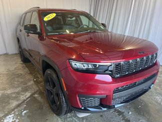 Used 2023 Jeep Grand Cherokee L Laredo image 1