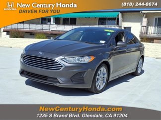 Used 2020 Ford Fusion SE image 1