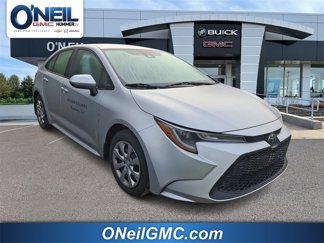 Used 2020 Toyota Corolla LE image 1