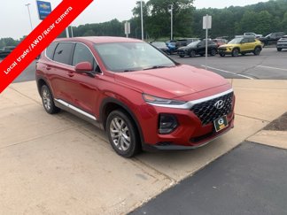 Used 2019 Hyundai Santa Fe SE image 1