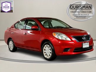 Used 2014 Nissan Versa SV image 1