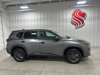 Used 2022 Nissan Rogue S image 1