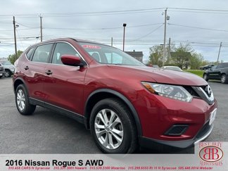 Used 2016 Nissan Rogue S image 1