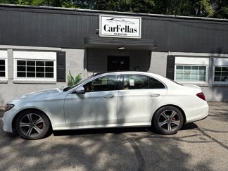 Used 2018 Mercedes-Benz E 300 4MATIC image 1