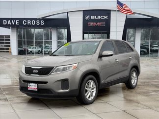 Used 2015 Kia Sorento LX image 1
