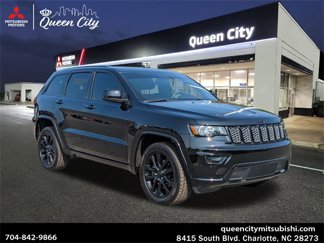 Used 2021 Jeep Grand Cherokee Laredo X image 1