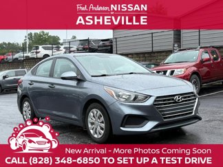 Used 2020 Hyundai Accent SE image 1