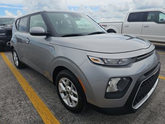 Used 2022 Kia Soul LX w/ Technology Package image 1