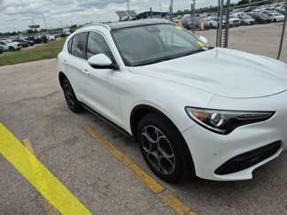 Used 2018 Alfa Romeo Stelvio Ti image 1