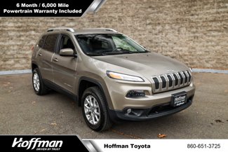 Used 2017 Jeep Cherokee Latitude w/ Cold Weather Group image 1