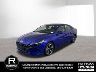 Used 2023 Hyundai Elantra SEL w/ Convenience Package image 1
