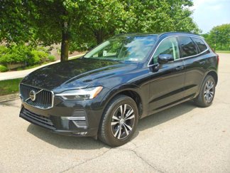 Used 2023 Volvo XC60 B5 Core image 1