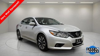 Used 2016 Nissan Altima 2.5 SL w/ Moonroof Package image 1