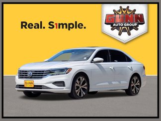 Used 2022 Volkswagen Passat 2.0T SE image 1