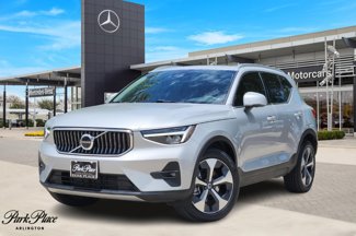 Used 2023 Volvo XC40 B5 Plus w/ Driver Assist Package image 1