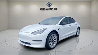 Used 2021 Tesla Model 3 Standard Range Plus image 1