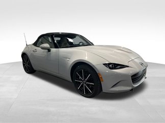 Used 2024 MAZDA MX-5 Miata Grand Touring image 1