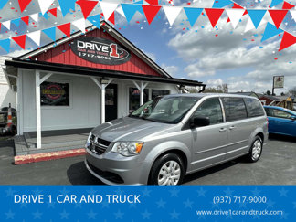 Used 2015 Dodge Grand Caravan SE w/ Quick Order Package 29E SE image 1