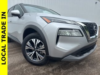 Used 2022 Nissan Rogue SV image 1
