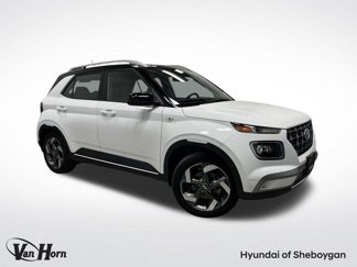 Used 2023 Hyundai Venue Limited video 1