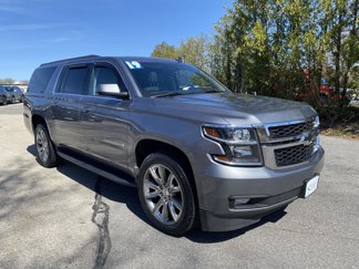 Used 2019 Chevrolet Suburban LT image 1