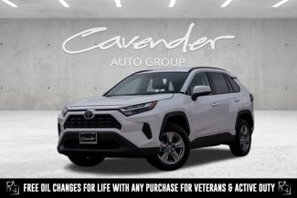 Used 2022 Toyota RAV4 XLE image 1