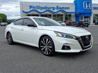 Used 2021 Nissan Altima 2.5 SR image 1