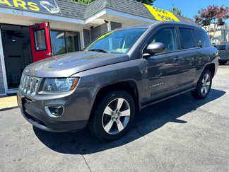 Used 2017 Jeep Compass High Altitude image 1