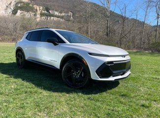 New 2025 Chevrolet Equinox EV RS image 1