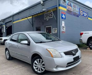 Used 2012 Nissan Sentra 2.0 S image 1