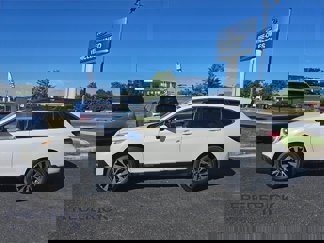 Used 2017 Subaru Outback 3.6R Limited image 1