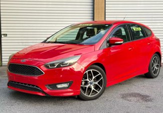 Used 2015 Ford Focus SE w/ SE Sport Package image 1