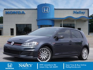 Used 2021 Volkswagen Golf S image 1