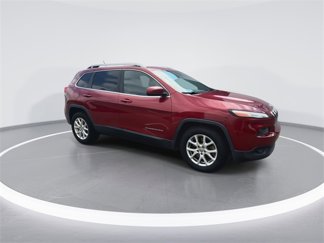 Used 2015 Jeep Cherokee Latitude video 2