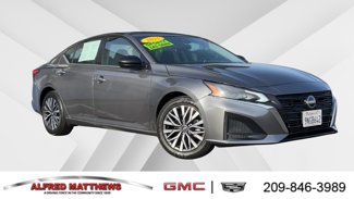 Used 2025 Nissan Altima 2.5 SV image 1