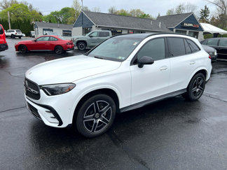 Used 2024 Mercedes-Benz GLC 300 4MATIC image 1