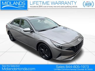 Used 2021 Hyundai Elantra Blue image 1