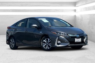 Used 2017 Toyota Prius Prime image 1