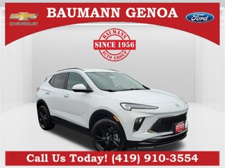 Used 2024 Buick Encore GX Sport Touring image 1