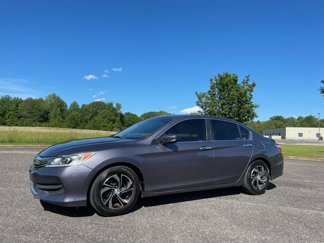 Used 2017 Honda Accord LX image 1