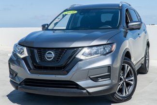 Used 2019 Nissan Rogue SV w/ Premium Package image 1