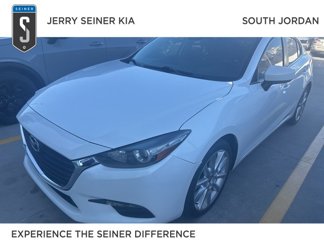 Used 2017 MAZDA MAZDA3 Touring image 1