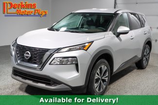 Used 2023 Nissan Rogue SV image 1