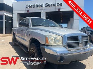Used 2005 Dodge Dakota SLT image 1