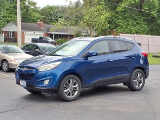 Used 2015 Hyundai Tucson SE image 1