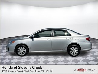 Used 2011 Toyota Corolla LE image 1