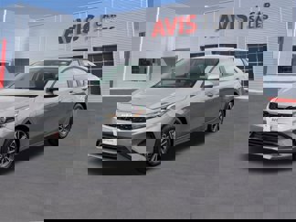 Used 2024 Kia Forte LXS image 1